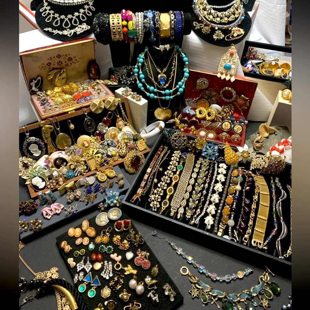 1 Lb Ultimate Jewelry Treasure 💎 Vintage, Estate, Designer & More, gold & silver - Picture 8 of 10